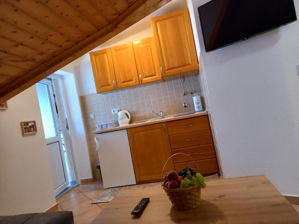 Studio Apartman Ivana ไยเซ ภายนอก รูปภาพ